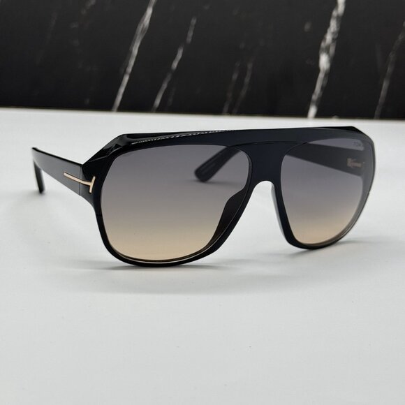 NEW TOM FORD TF908 01B WOMEN SUNGLASSES TOM FORD HAWKINGS-02 FT0908/S - Picture 3 of 11